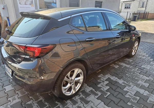 Opel Astra cena 39900 przebieg: 230000, rok produkcji 2016 z Kutno małe 191